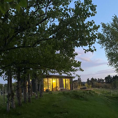Stablehouse Garden Shed Villa Masterton Kültér fotó