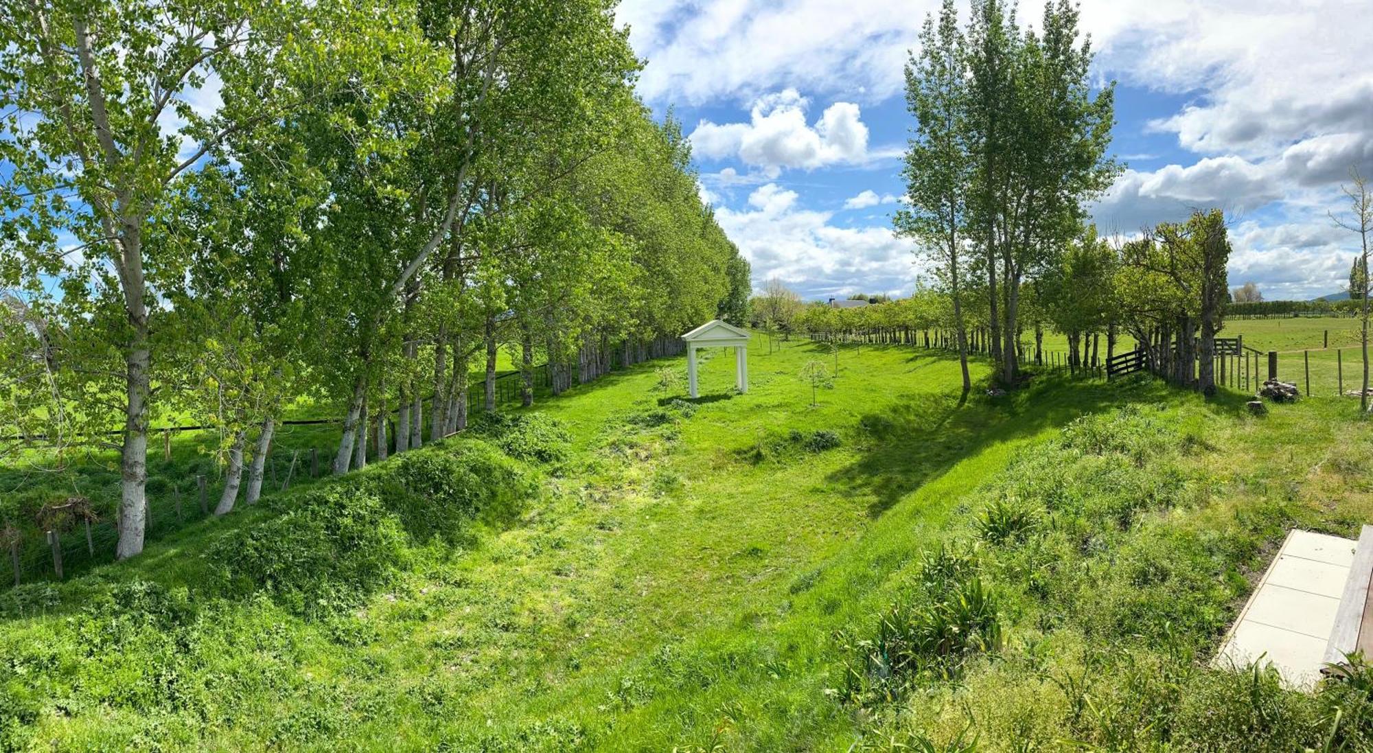 Stablehouse Garden Shed Villa Masterton Kültér fotó